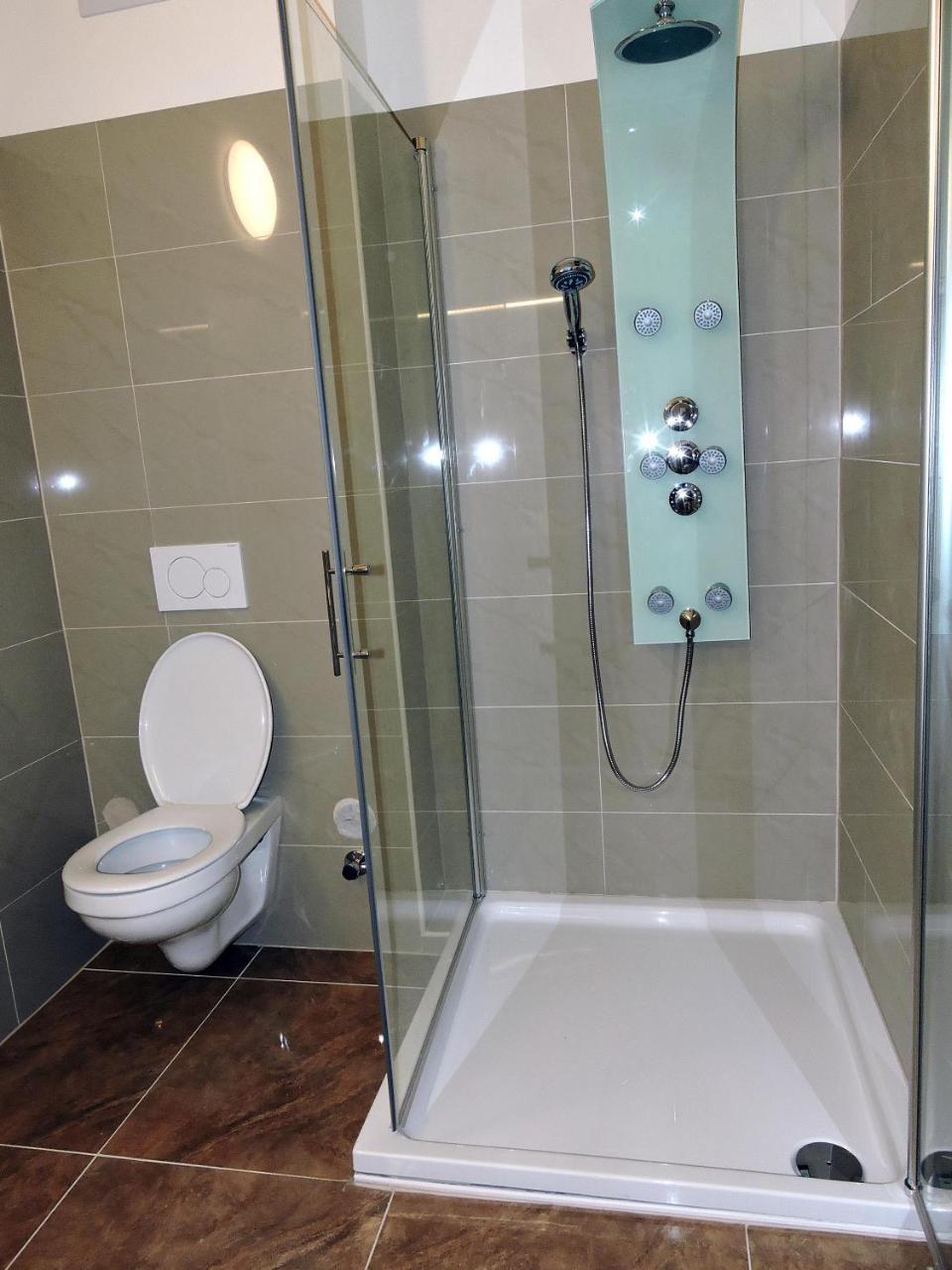 215 Apartment Wien 4-6 Pers 42M2 Klagenfurt am Woerthersee Buitenkant foto