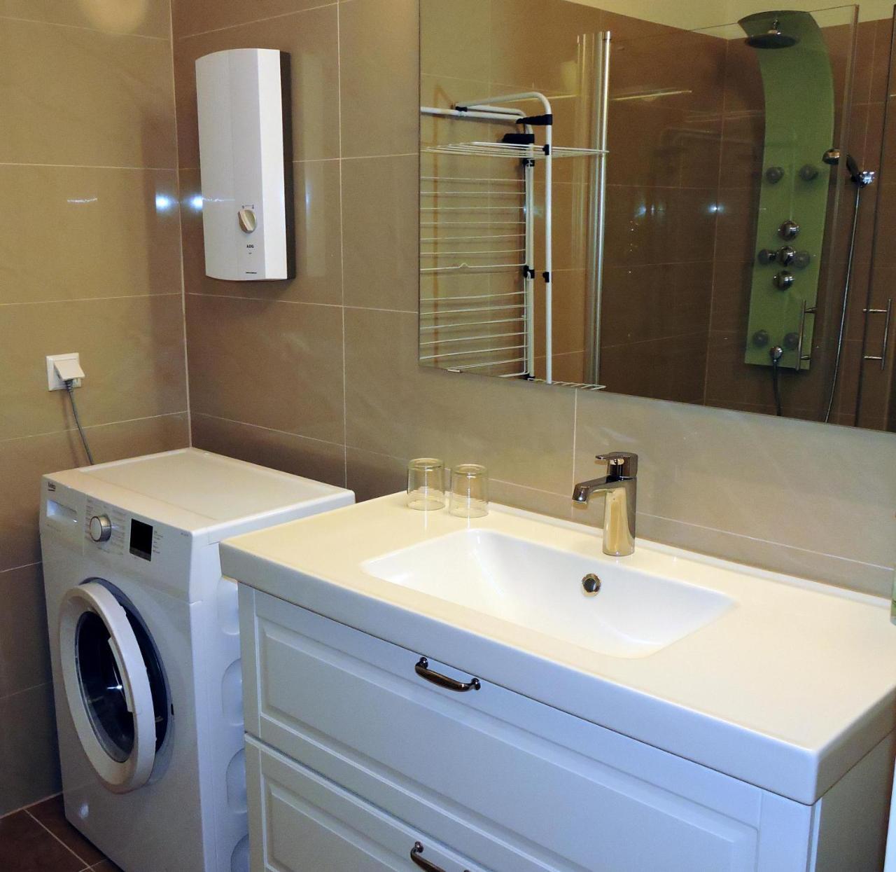 215 Apartment Wien 4-6 Pers 42M2 Klagenfurt am Woerthersee Buitenkant foto